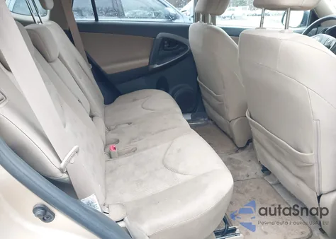 2010 Toyota Rav4 z USA, uszkodzony, nr VIN JTMBF4DV9AD025509